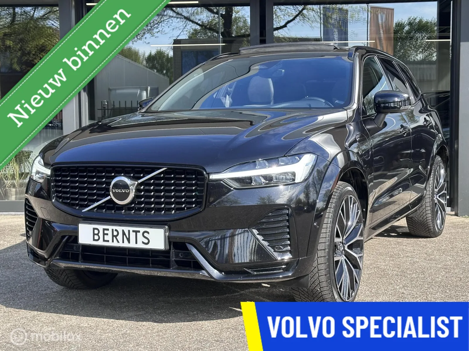 Volvo XC60 (2022) — foto 1