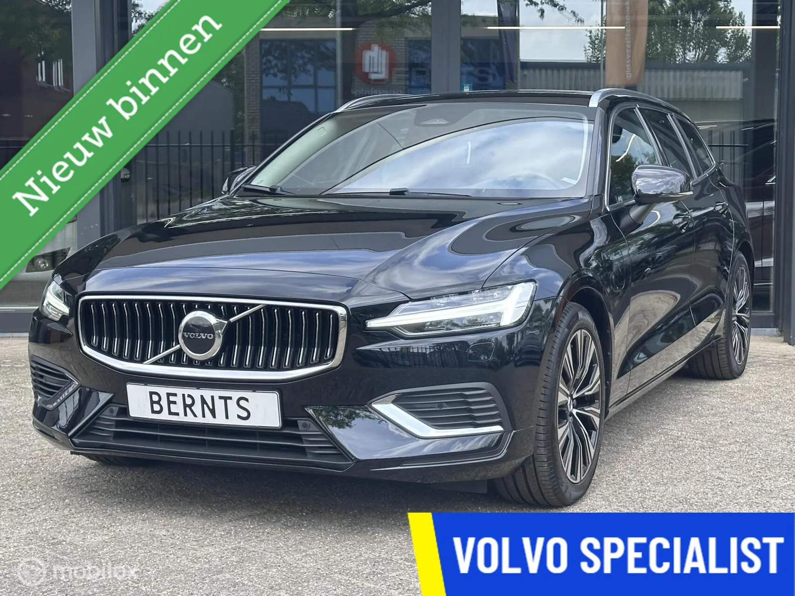 Volvo V60 (2022) — foto 1
