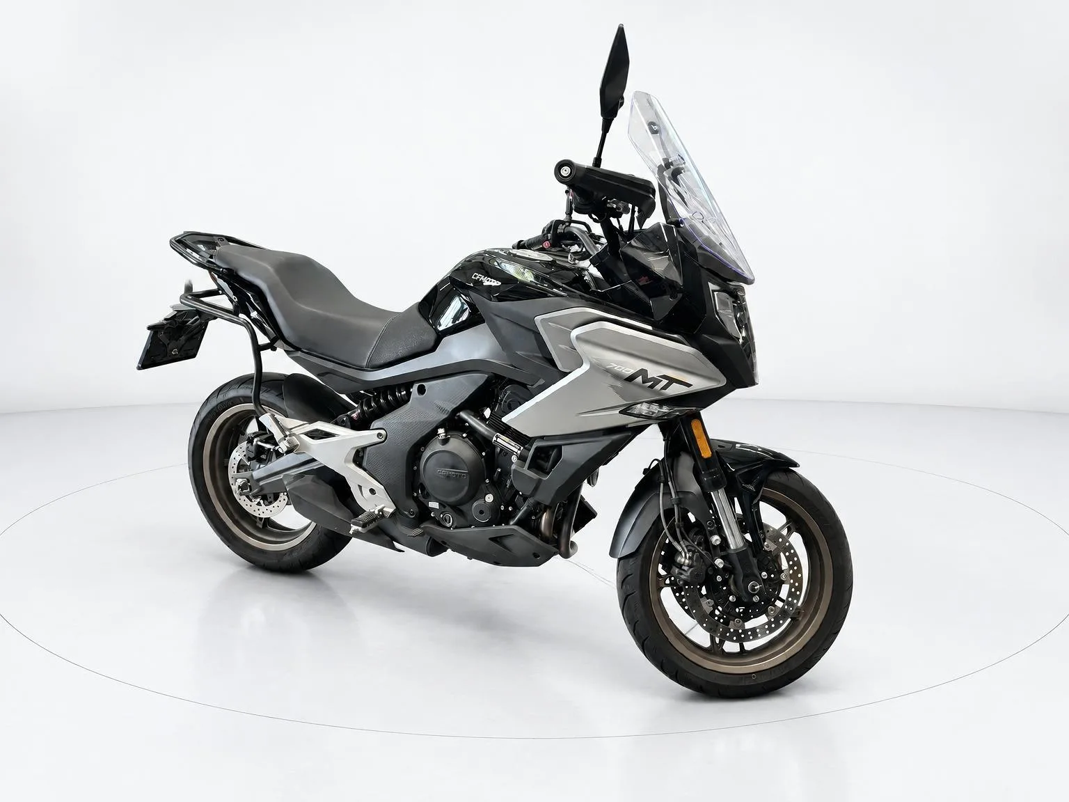 CFMoto 700 MT (2024) — foto 1