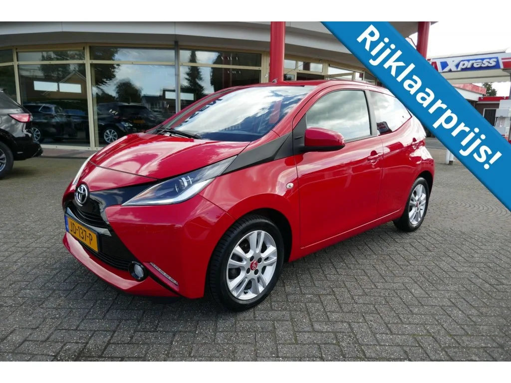 Toyota Aygo (2016) — foto 1