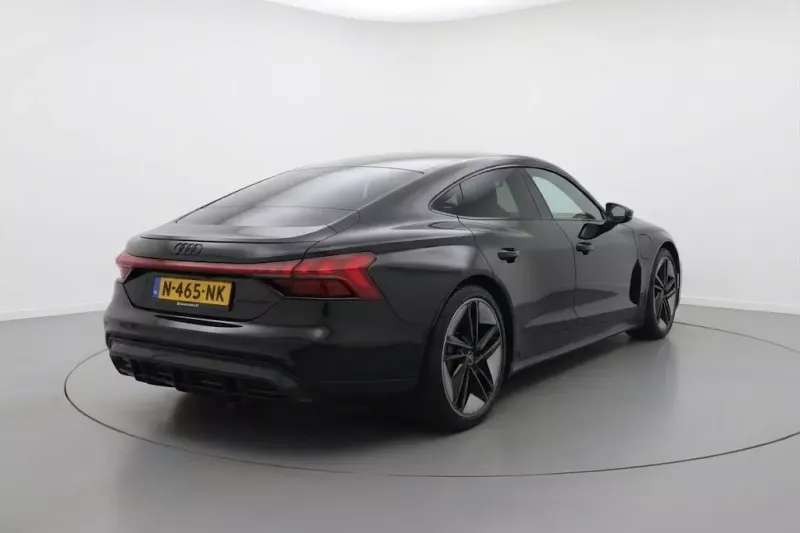 Audi e-tron GT (2021)