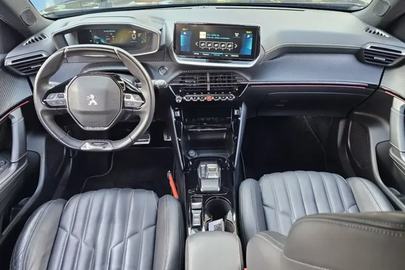 Peugeot e-2008 (2022)
