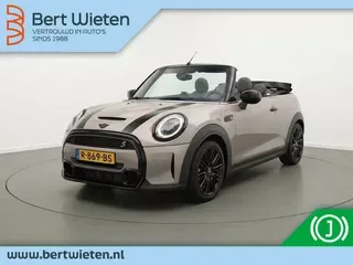 MINI Cabrio (2022) — foto 1