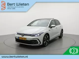 Volkswagen Golf (2023) — foto 1