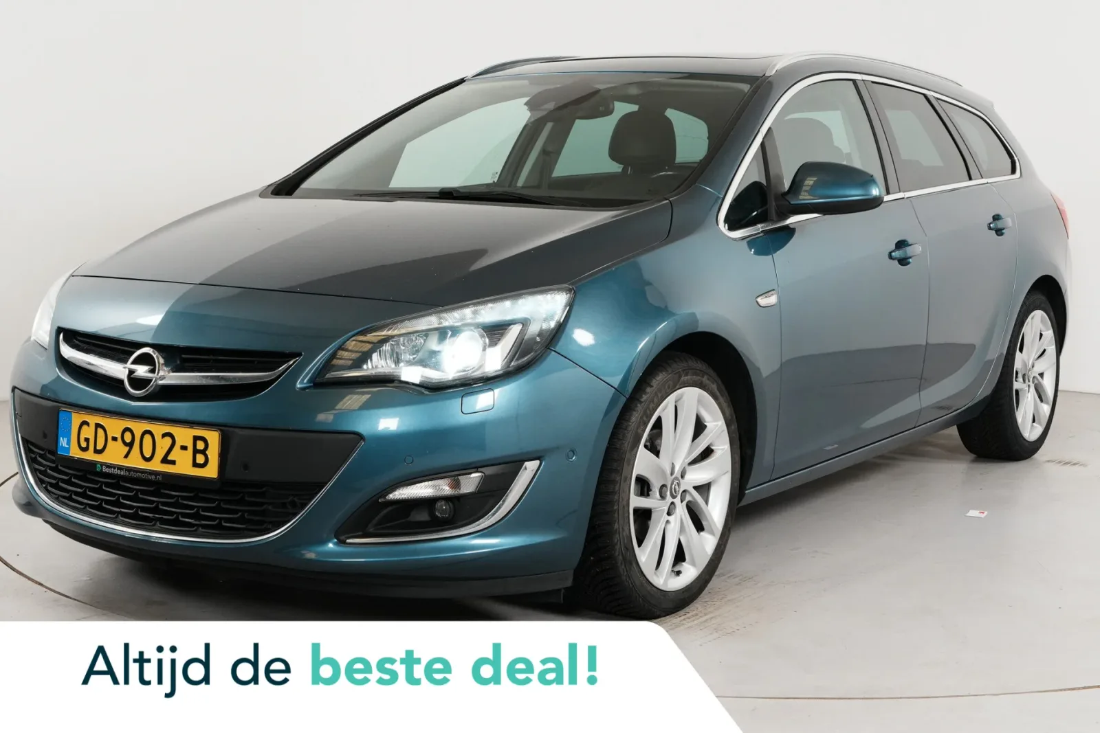 Opel Astra (2015) — foto 1