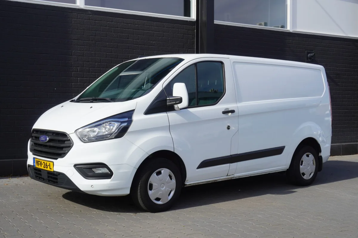 Ford Transit Custom (2020) — foto 1