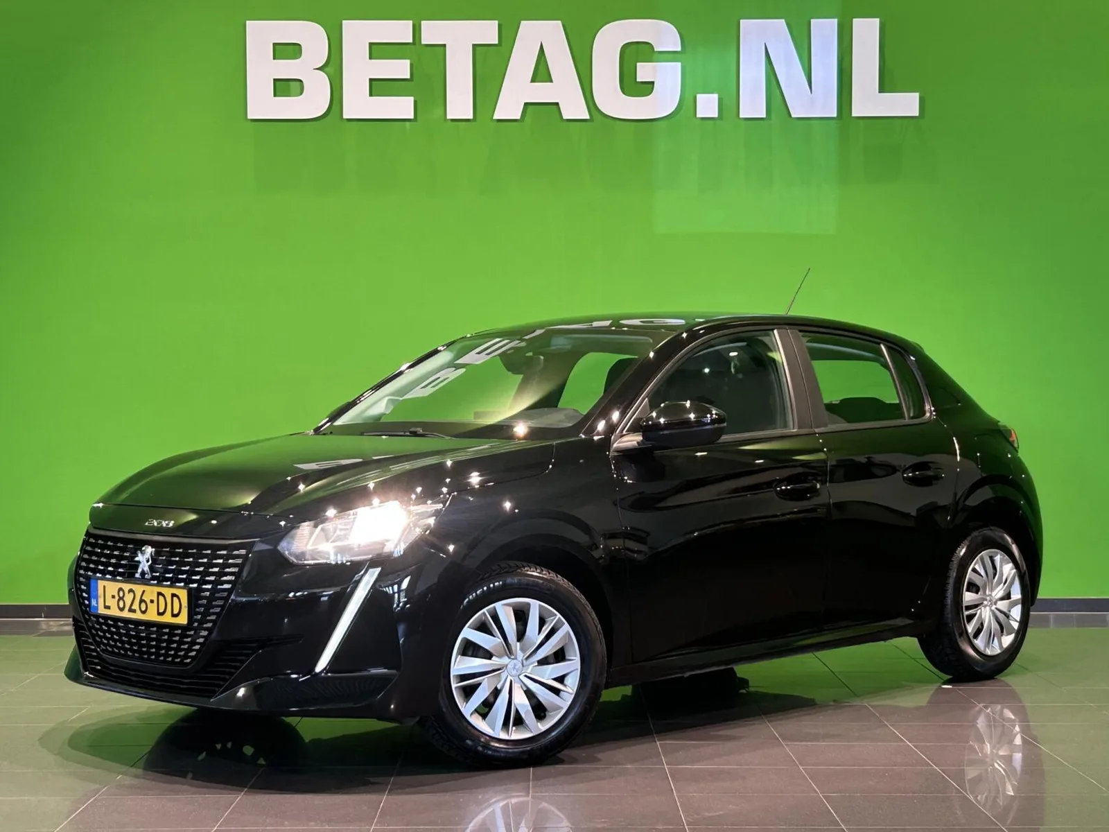 Peugeot 208 (2021) — foto 1