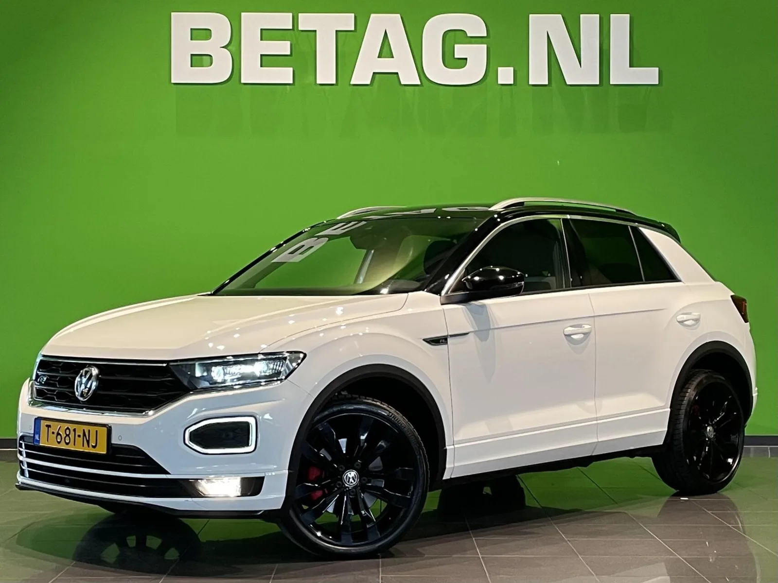 Volkswagen T-Roc (2019) — foto 1