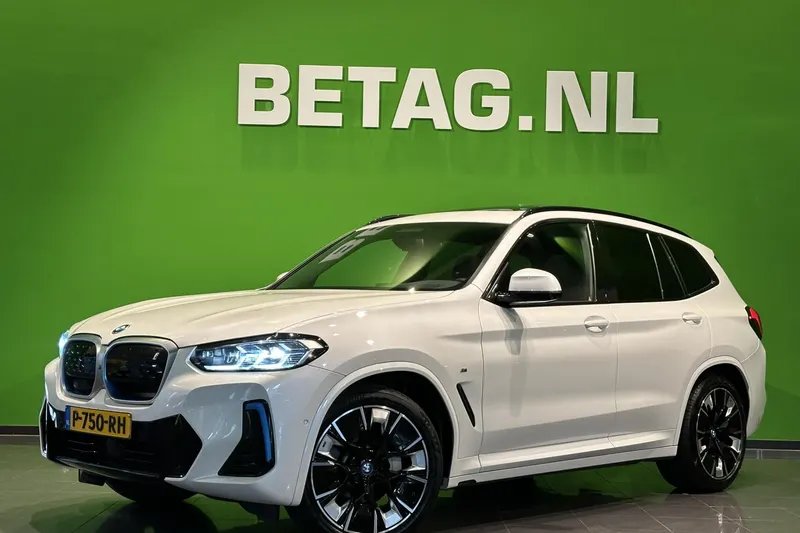 BMW iX3 (2022)