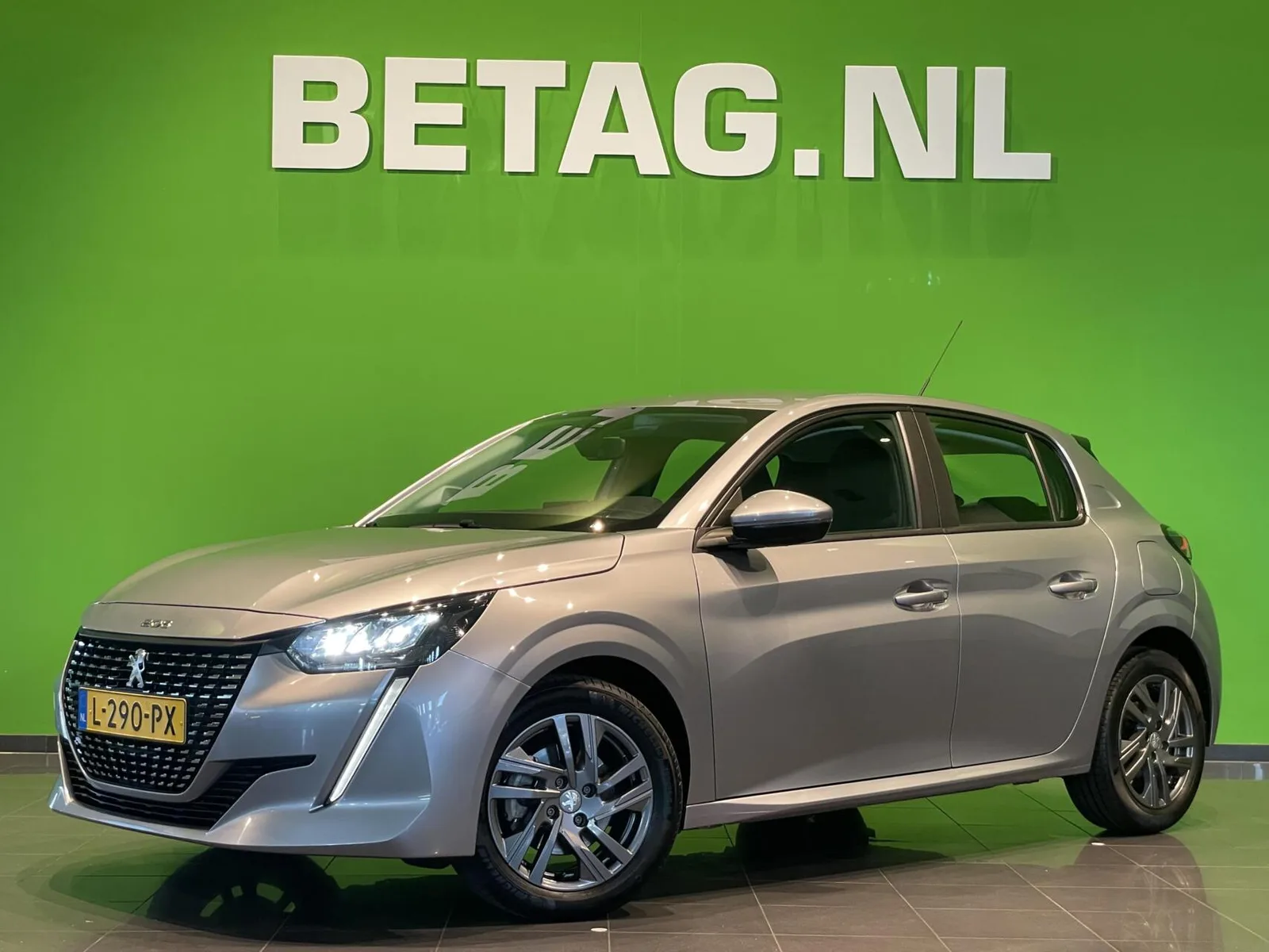 Peugeot 208 (2021) — foto 1