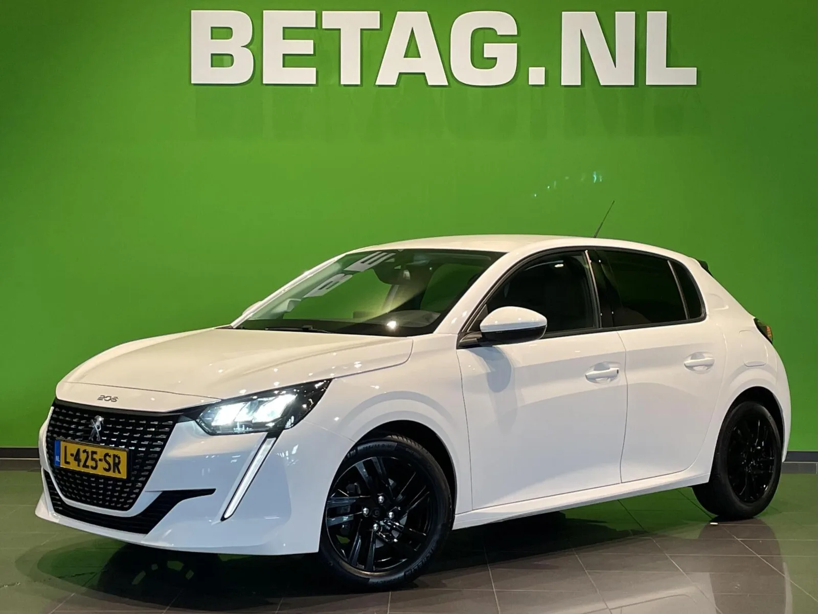 Peugeot 208 (2021) — foto 1