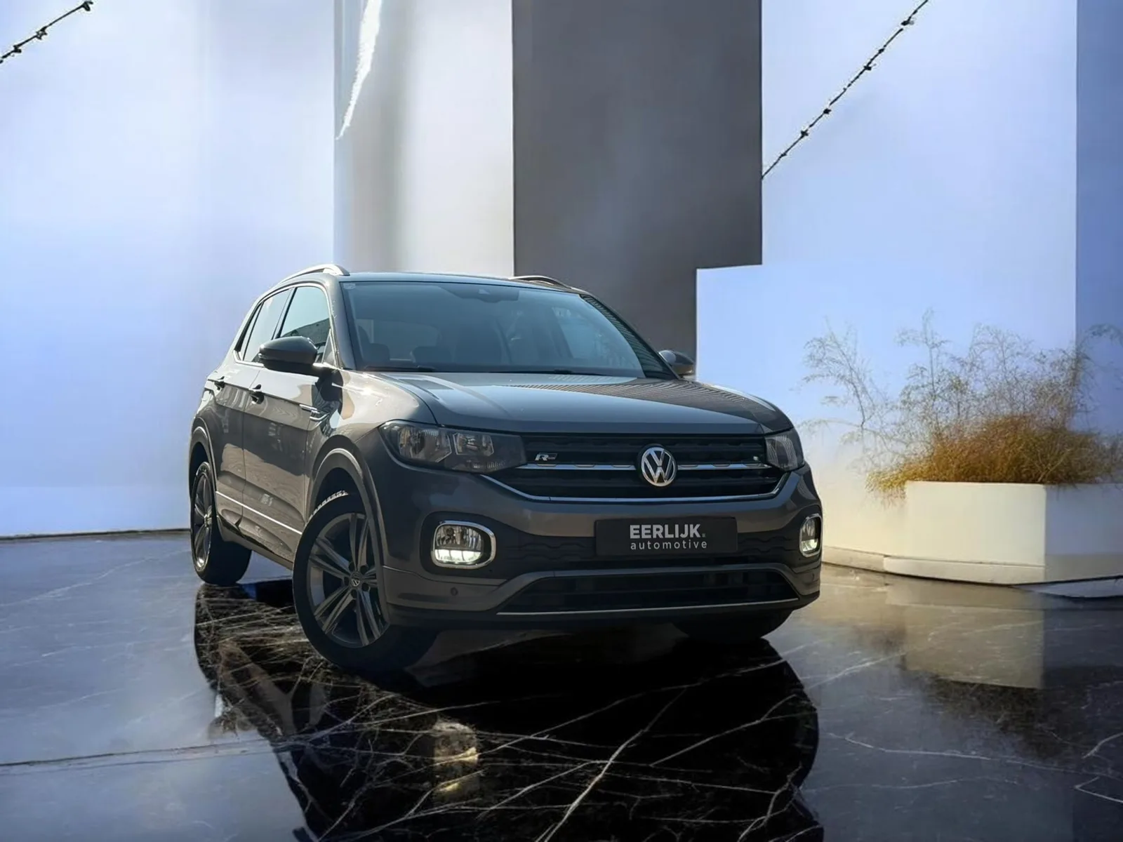 Volkswagen T-Cross (2019) — foto 1