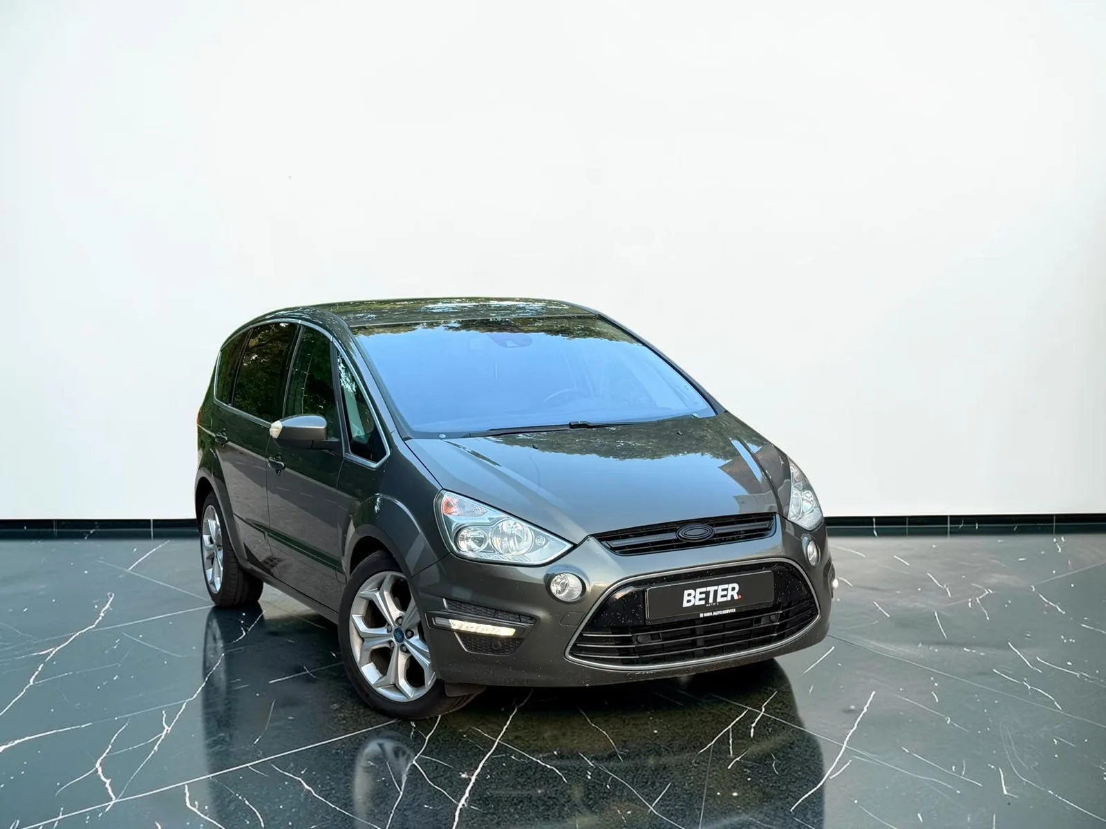 Ford S-Max (2011) — foto 1