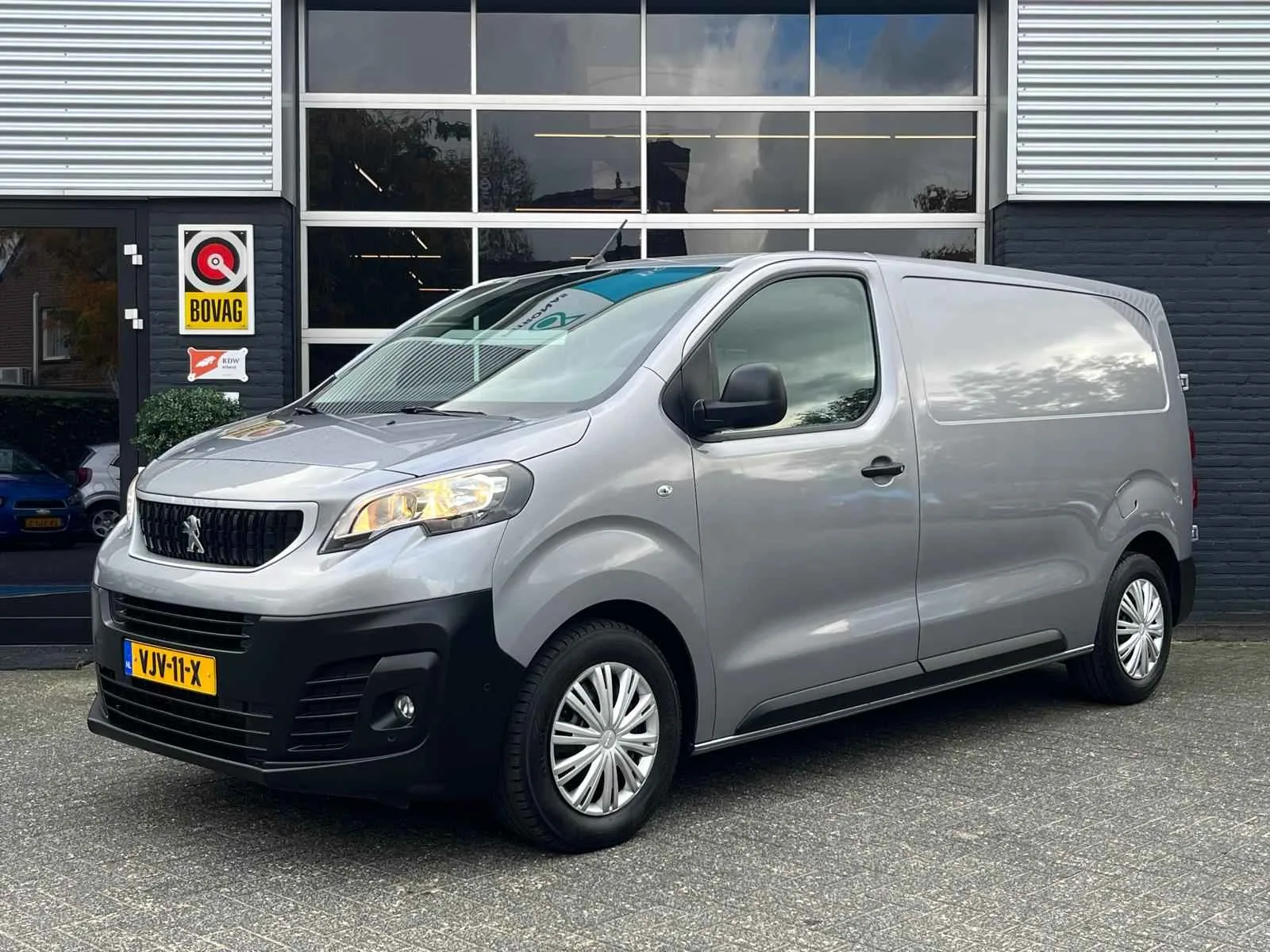 Peugeot Expert (2021) — foto 1