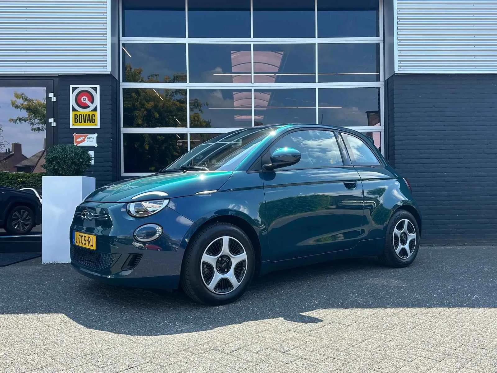 Fiat 500e (2021) — foto 1
