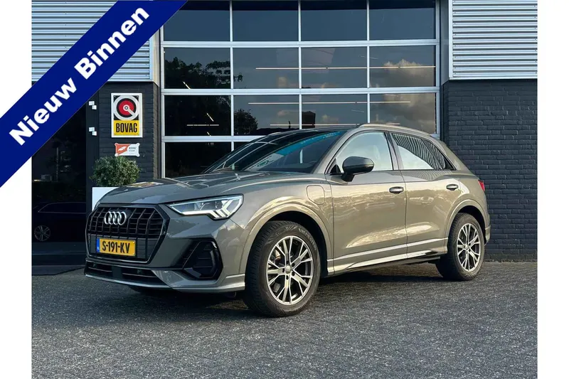 Audi Q3 (2023)