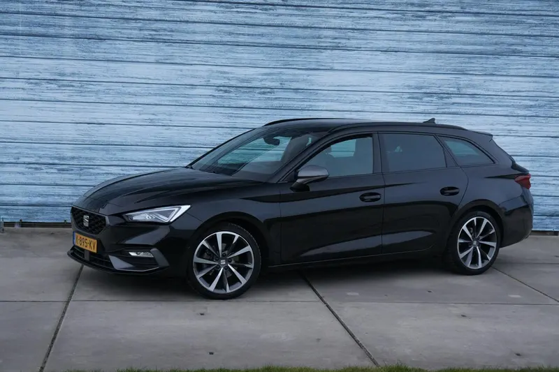 SEAT Leon Sportstourer (2021)