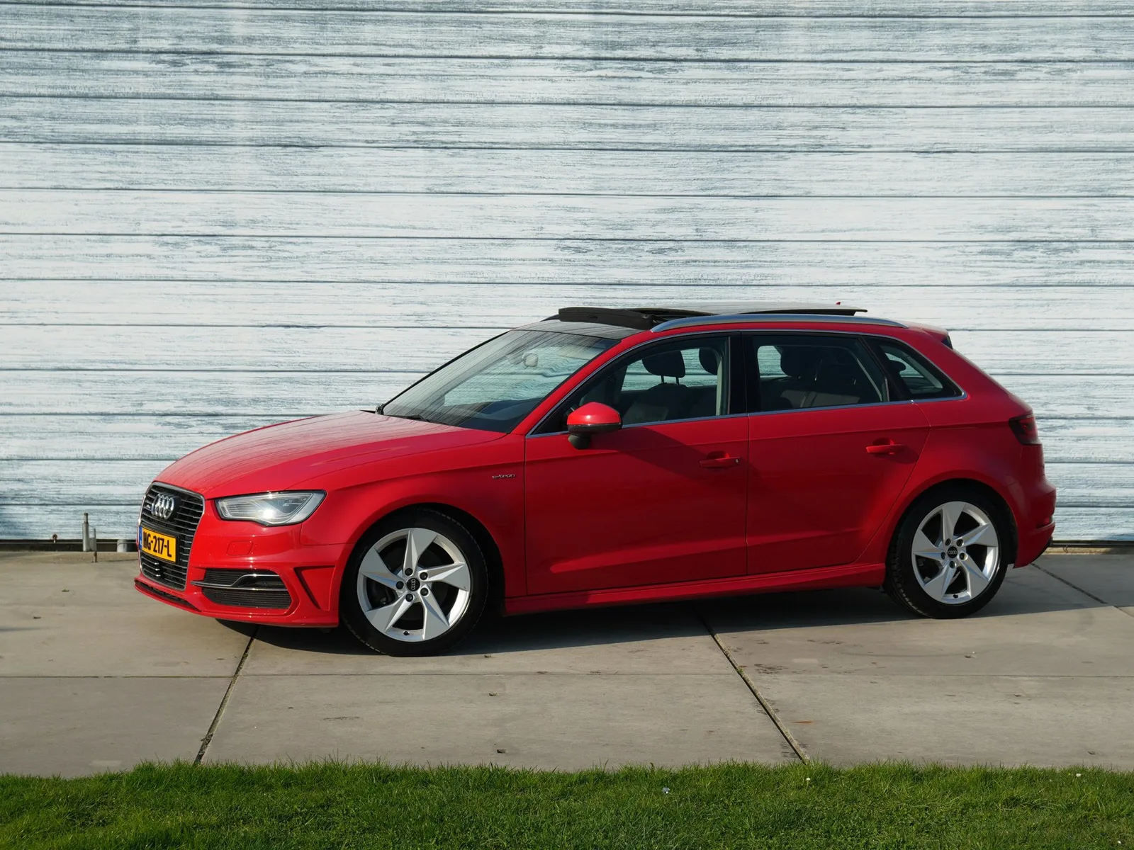 Audi A3 (2015) — foto 1