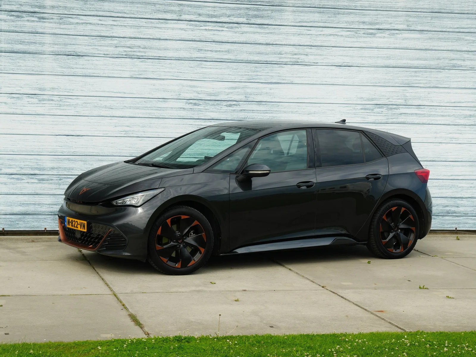 CUPRA Born (2021) — foto 1