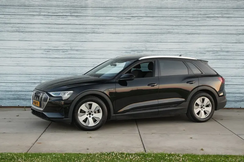 Audi e-tron (2022)