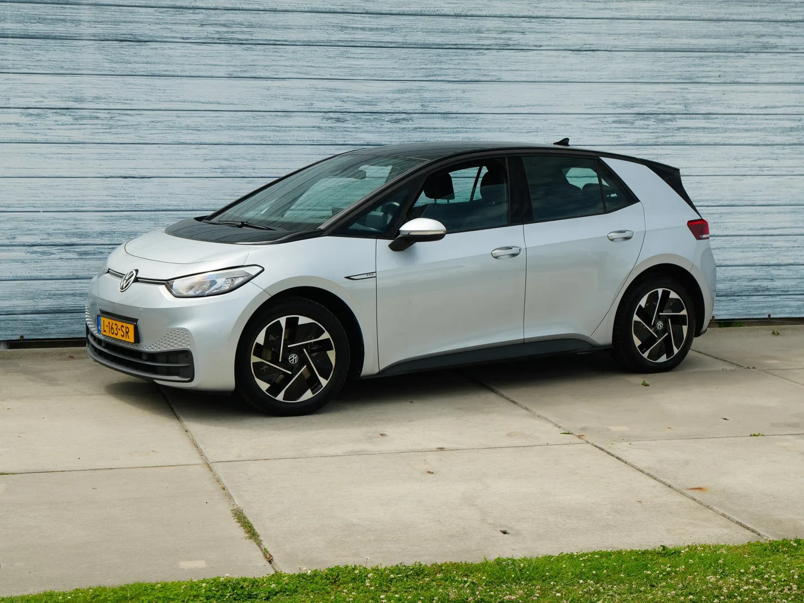Volkswagen ID.3 (2020) — foto 1