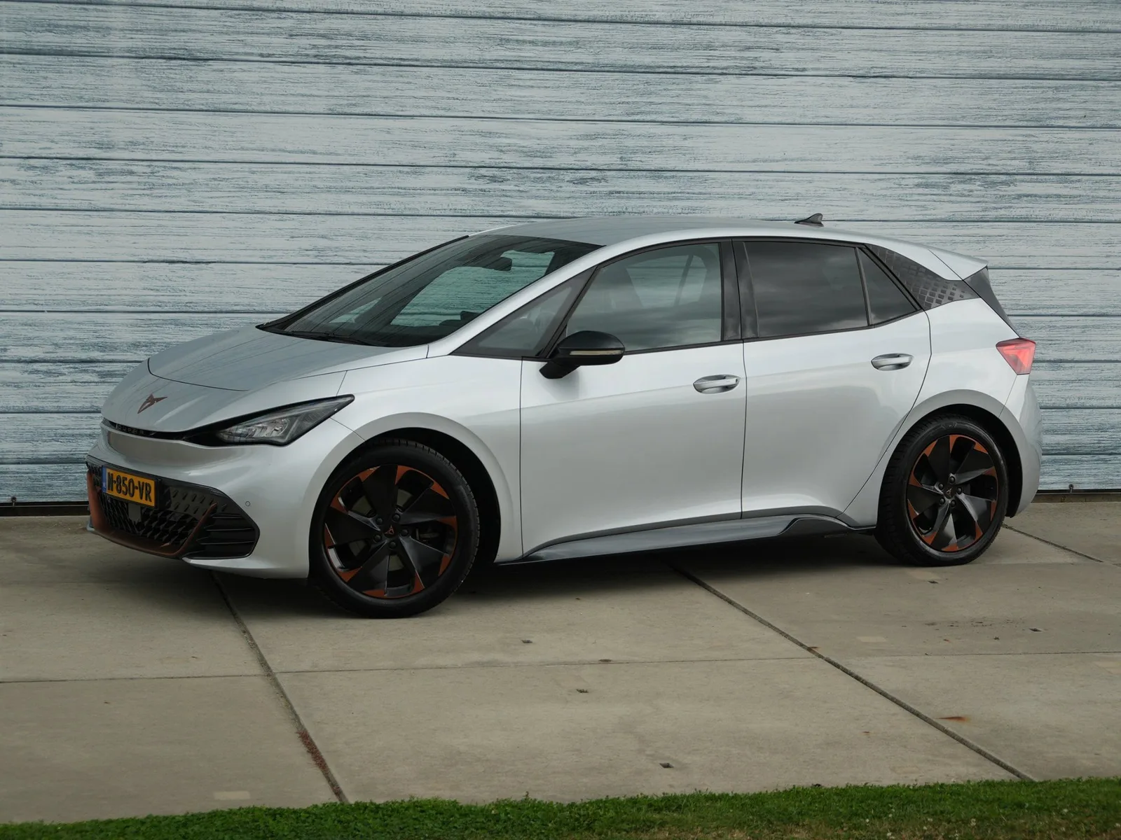 CUPRA Born (2021) — foto 1