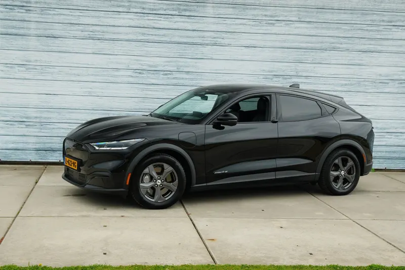Ford Mustang Mach-E (2021)