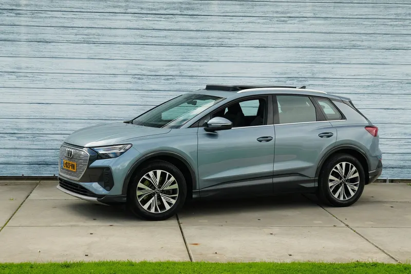 Audi Q4 e-tron (2021)