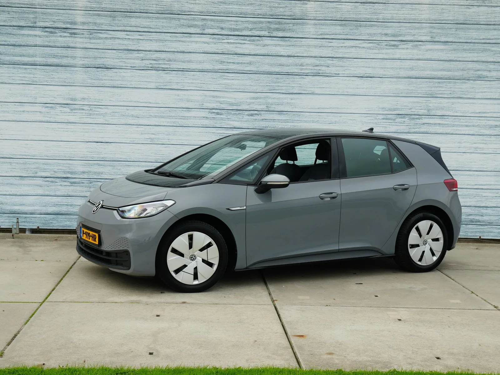 Volkswagen ID.3 (2021) — foto 1