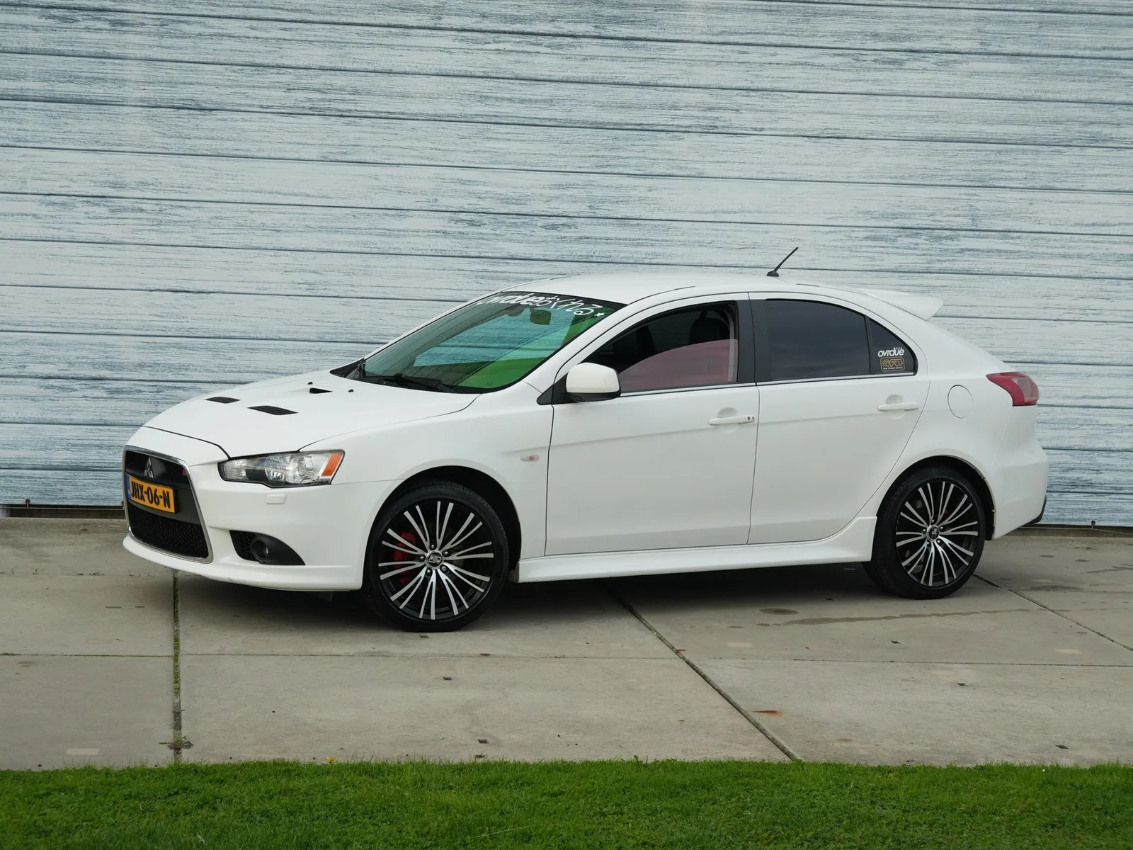 Mitsubishi Lancer (2012) — foto 1