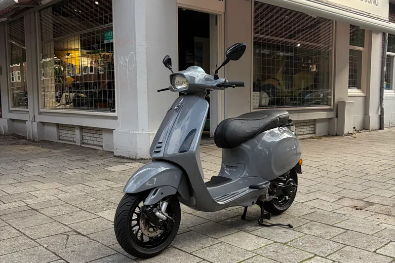 Vespa Sprint (2017)