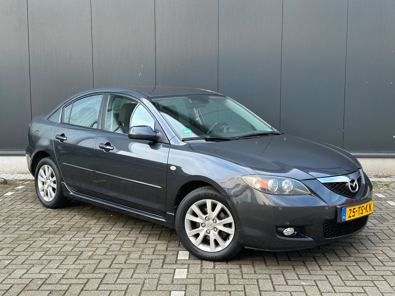 Mazda 3 (2007) — foto 1