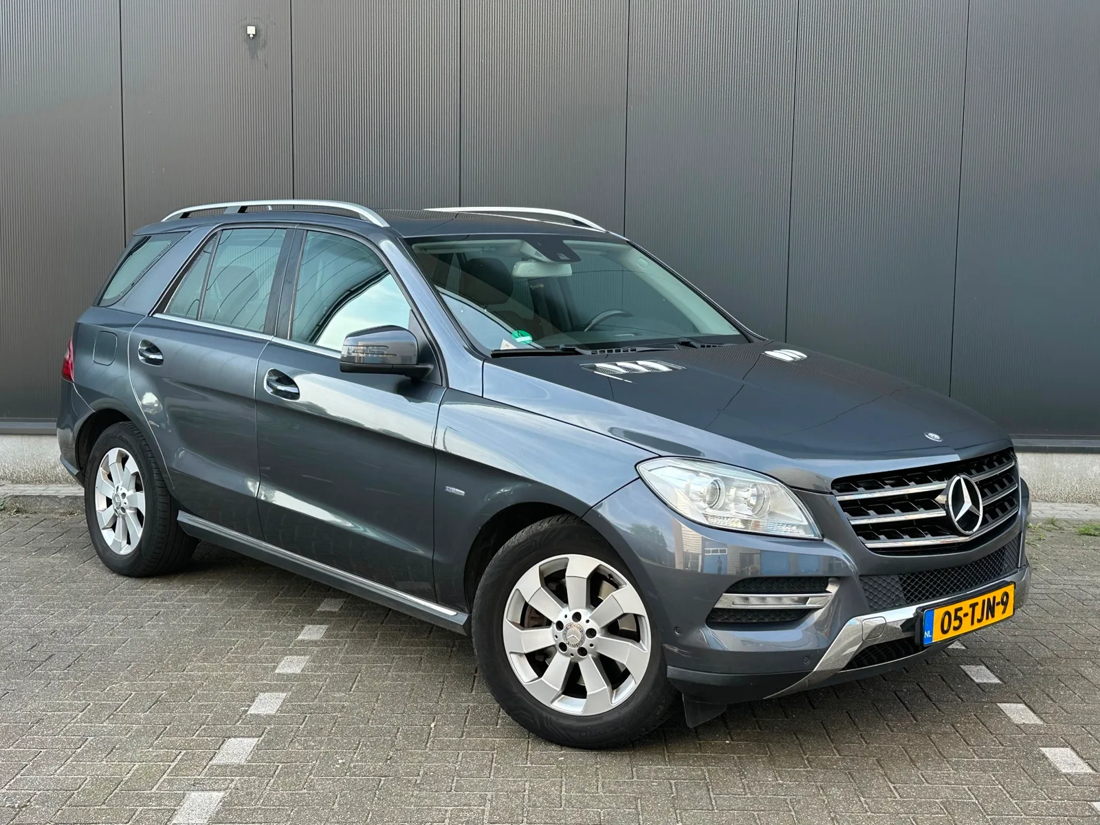 Mercedes-Benz M-Klasse (2012) — foto 1