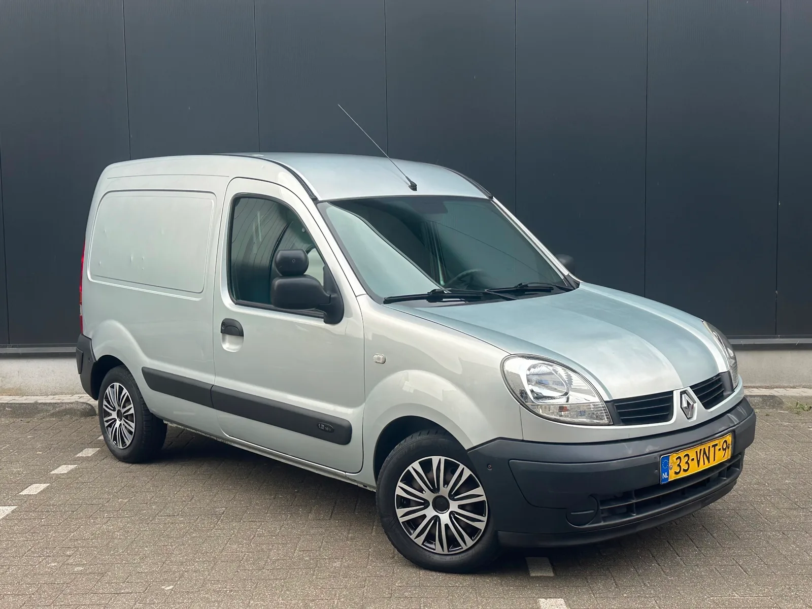 Renault Kangoo Express (2008) — foto 1