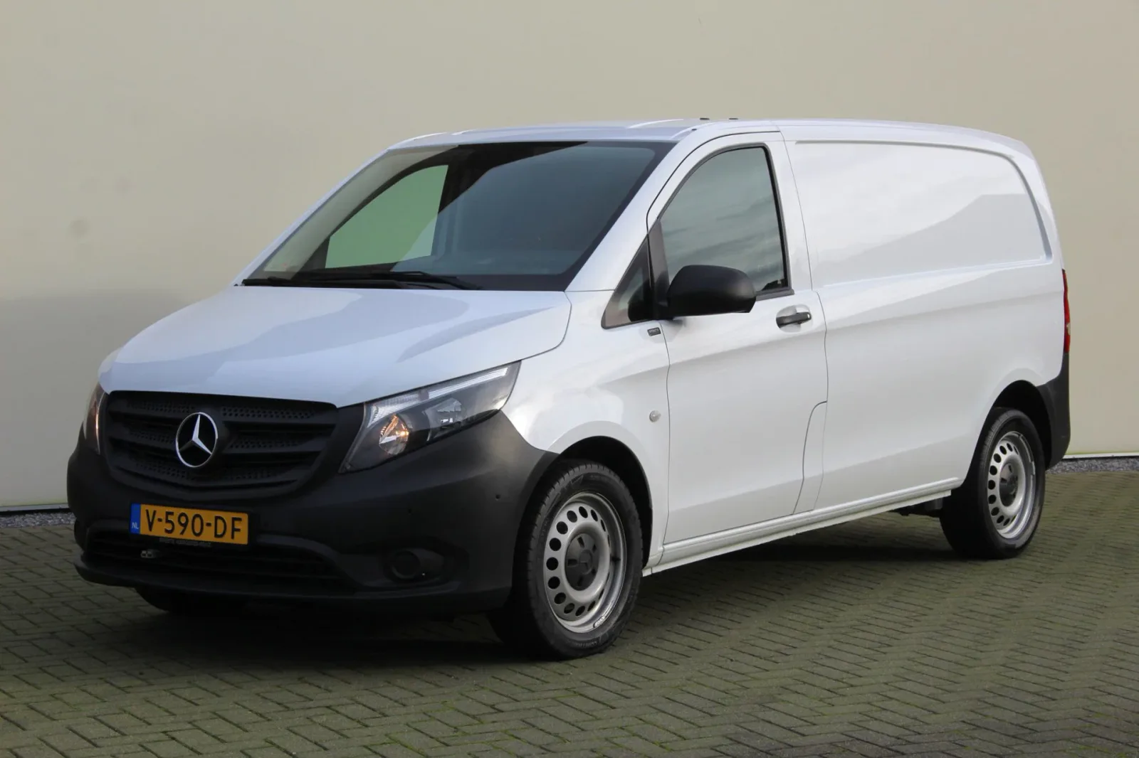 Mercedes-Benz Vito (2017) — foto 1