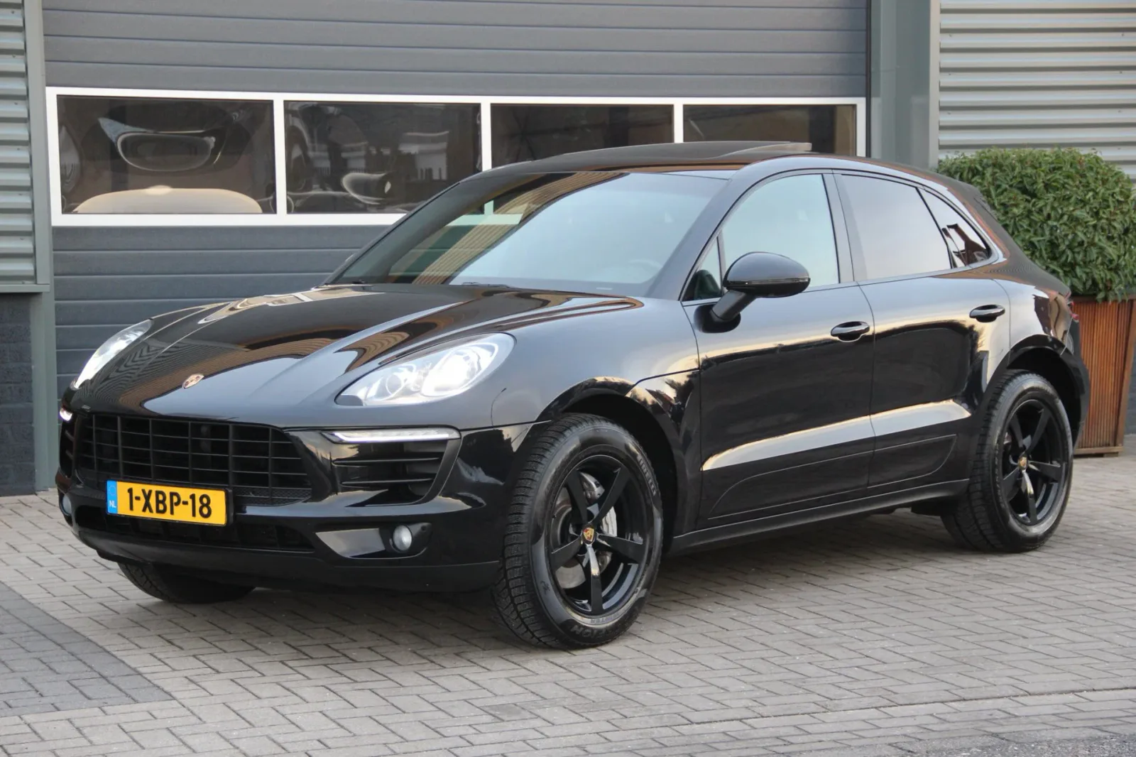 Porsche Macan (2014) — foto 1
