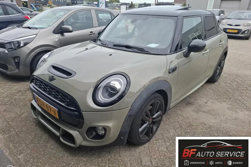 MINI Cooper S (2019)