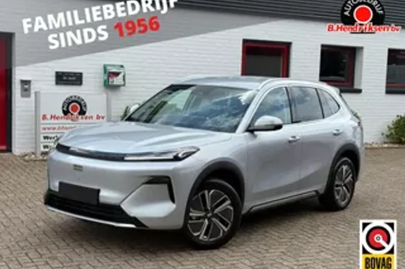 Geely Starray EM-i (2026)