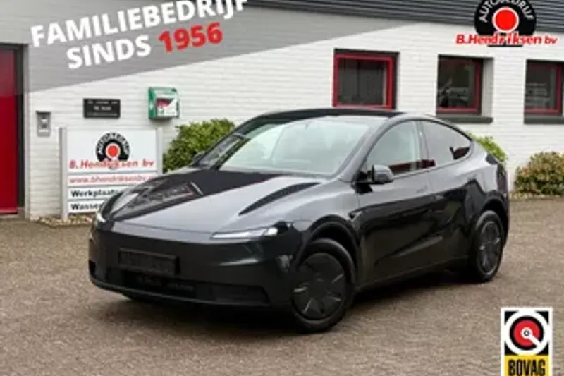 Tesla Model Y (2026)