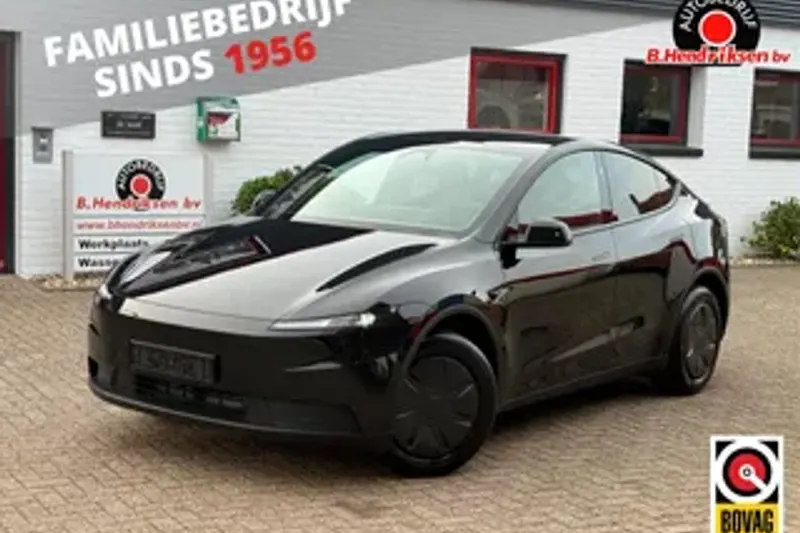 Tesla Model Y (2026)