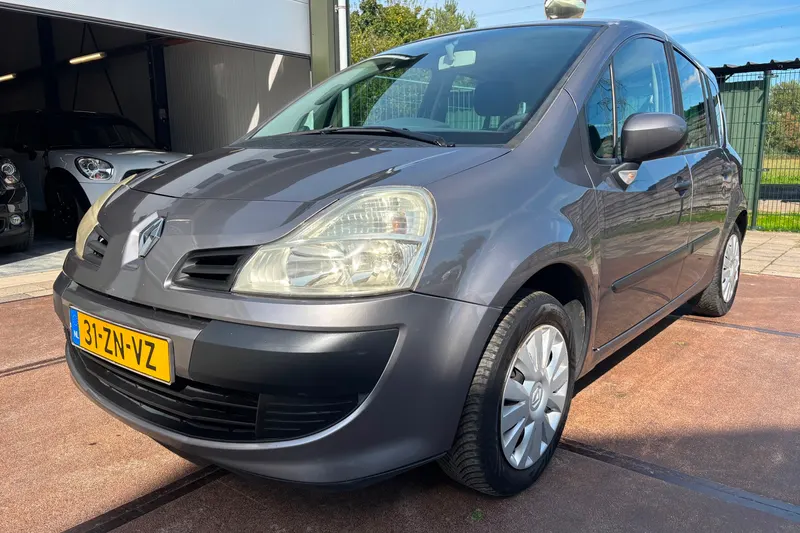 Renault Grand Modus (2008)
