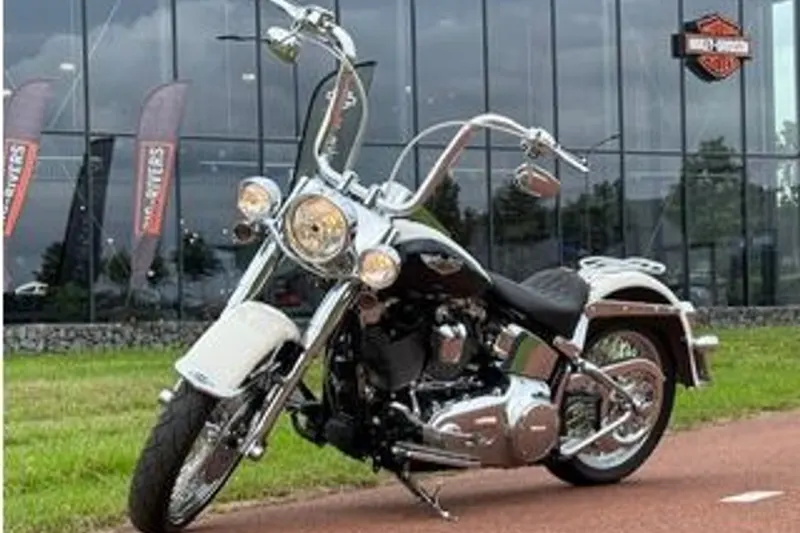 Harley-Davidson Softail Deluxe (2013)
