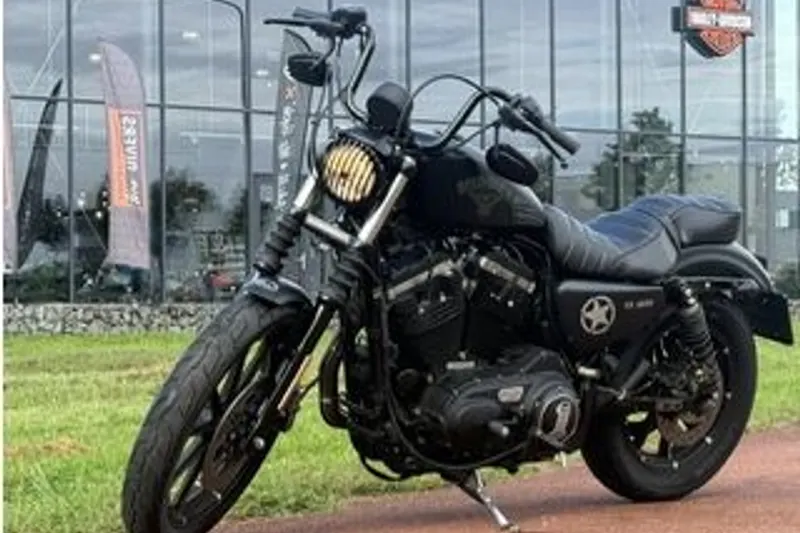 Harley-Davidson Sportster Iron 883 (2017)