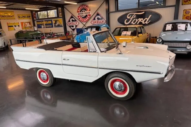Amphicar 770 (1967)