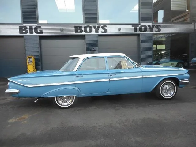 Chevrolet Bel Air (1961) — foto 1