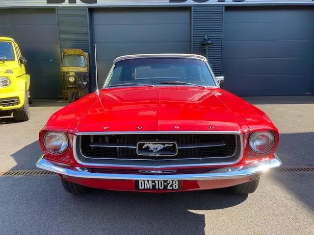 Ford Mustang (1967) — foto 1
