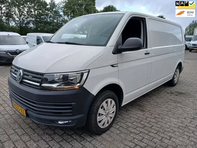 Volkswagen Transporter (2019) — foto 1