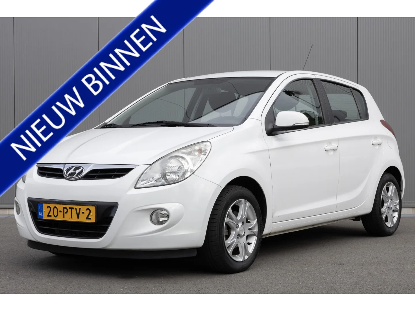Hyundai i20 (2011) — foto 1