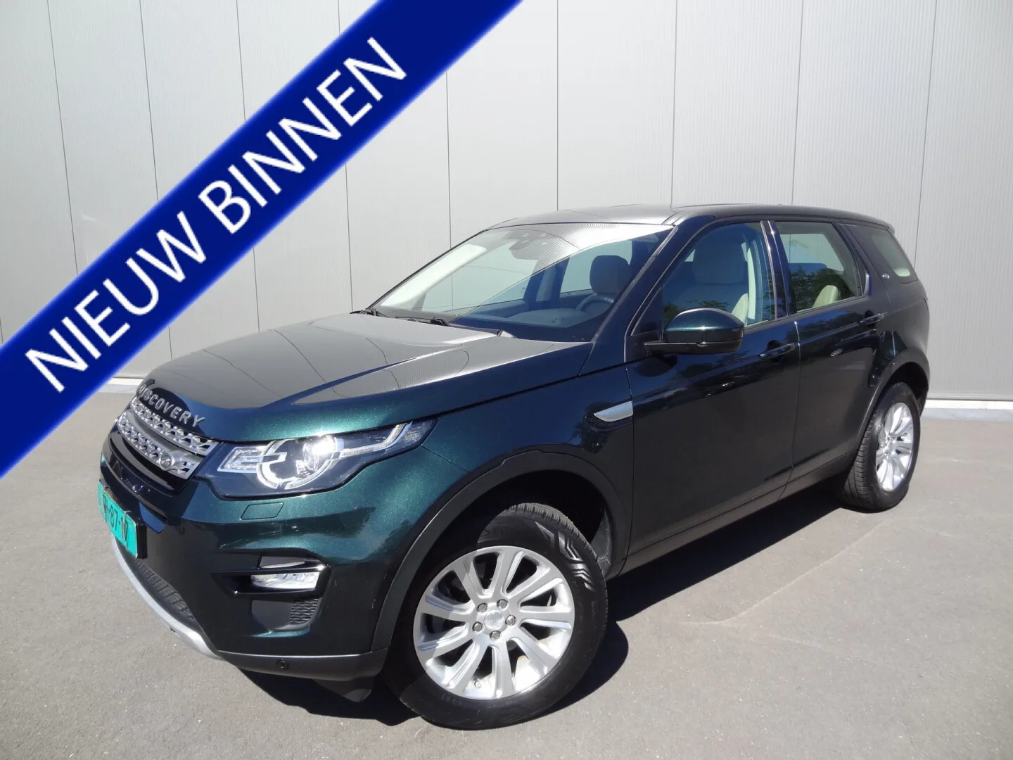 Land Rover Discovery Sport (2016) — foto 1