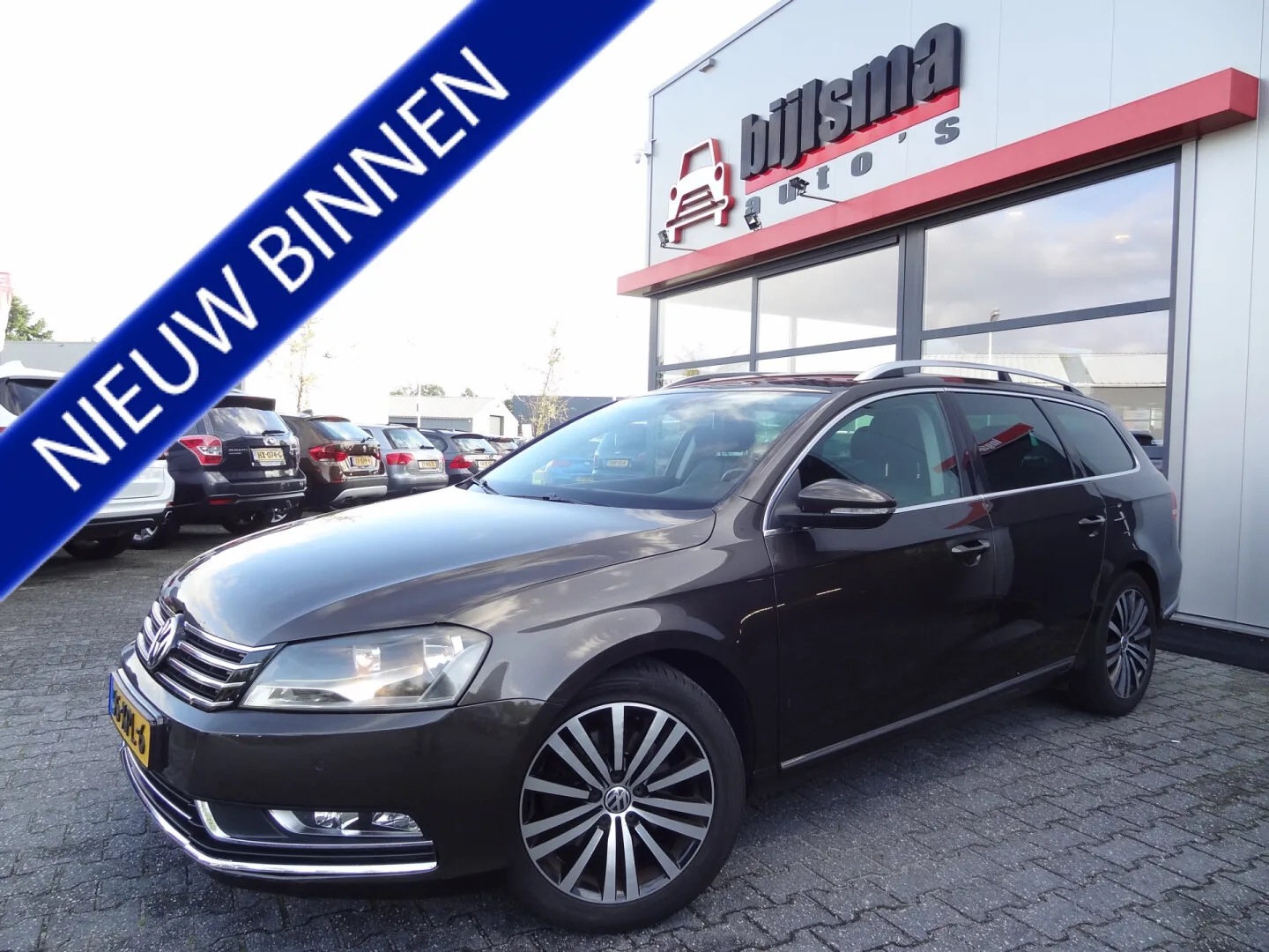 Volkswagen Passat (2012) — foto 1